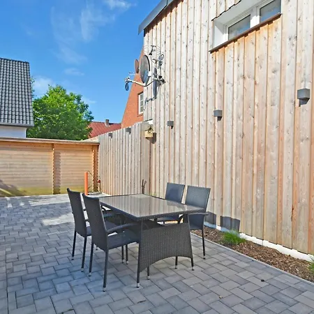 Suedernest 1 公寓 *