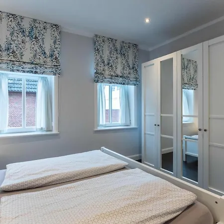 公寓 Suedernest 1 *